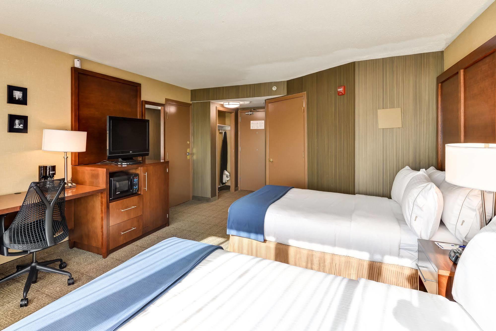 Holiday Inn Express Washington Dc Silver Spring By Ihg Eksteriør billede